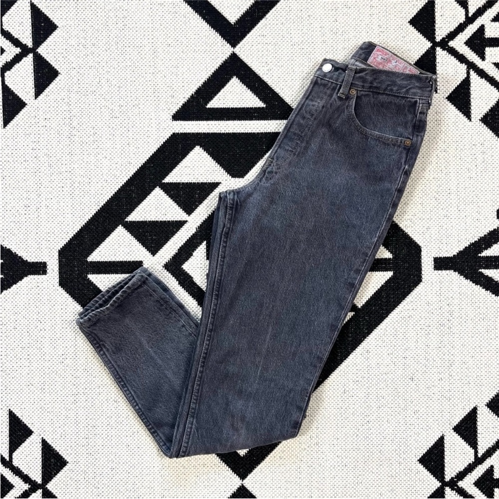 Vintage Levi's 80s 901 Ultra High Rise Jeans in Stonewash Gray Black